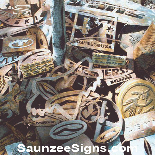 Saunzee-Custom-Signs-Rustic-Signs-Surf-Logos